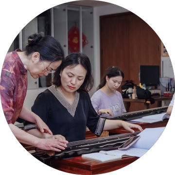 古琴教学课堂